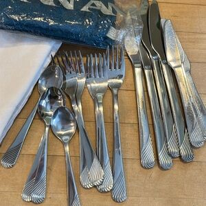 Hey, aviation enthusiasts! Miscellaneous flatware from PanAm